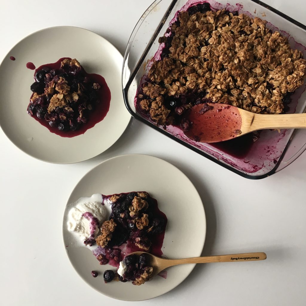 healthy blueberry crumble