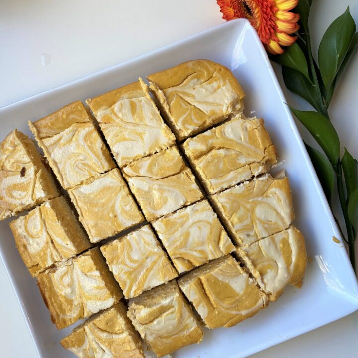 gluten free pumpkin swirl cheesecake bars